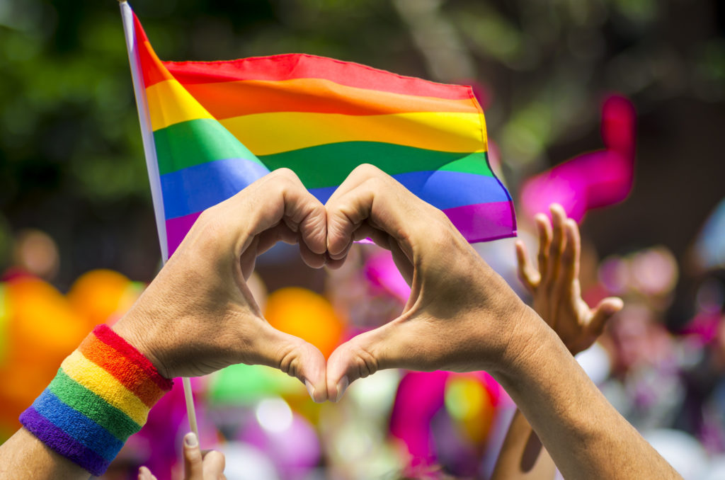 How to Come out to Your Parents as LGBTQ+ (5 Simple Steps)